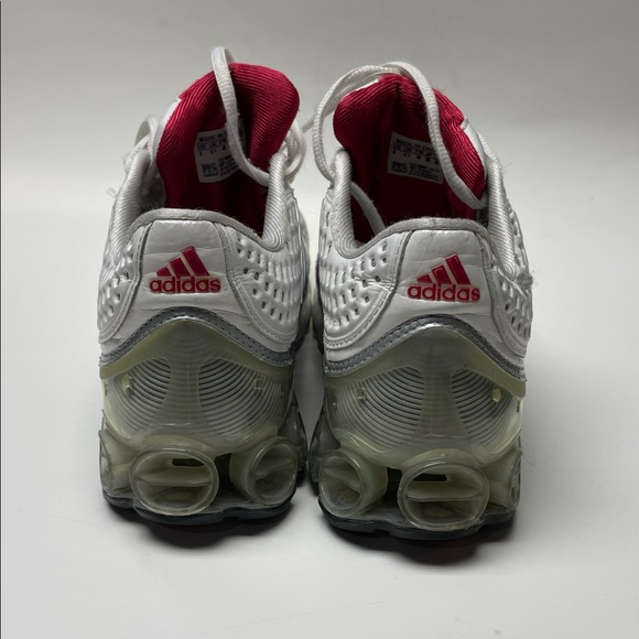 ADIDAS Bounce Womens size 8 white with red and silver. - Picture 3 of 6